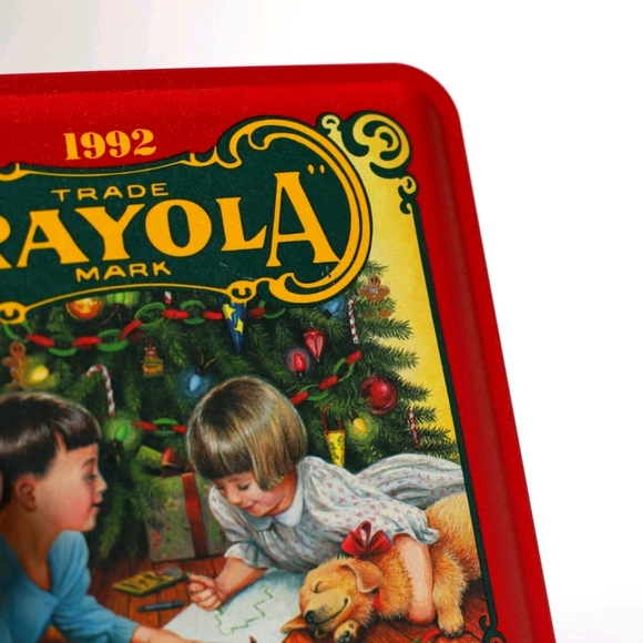 Vintage 1992 Crayola Tin with Original Crayons - Picture 12 of 12